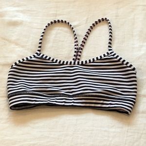 Black and white striped flow Y Lulu bra